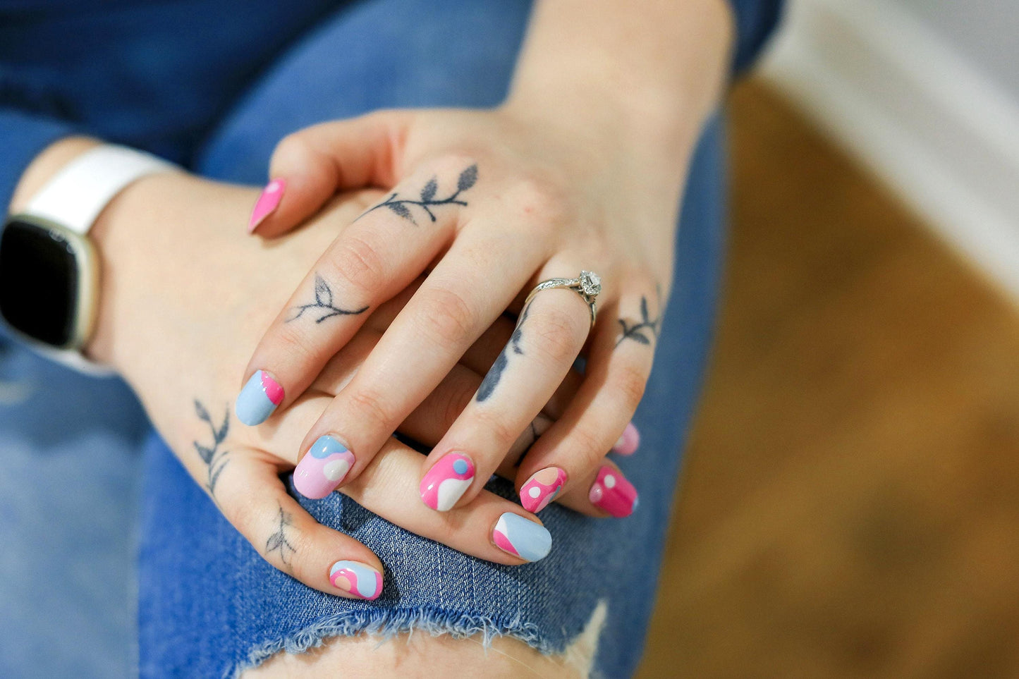 Dreamhouse Pink Modern Abstract Nail Wraps